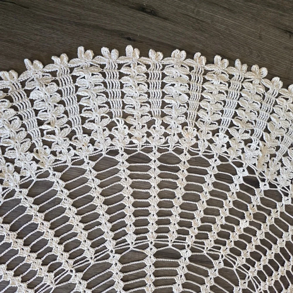 VTG Round Crochet Tatted Tablecloth Cream Lace 39 Inch Handcrafted Cottagecore